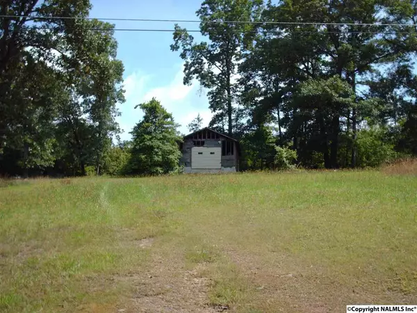 Fort Payne, AL 35967,0 Oak Hill Drive