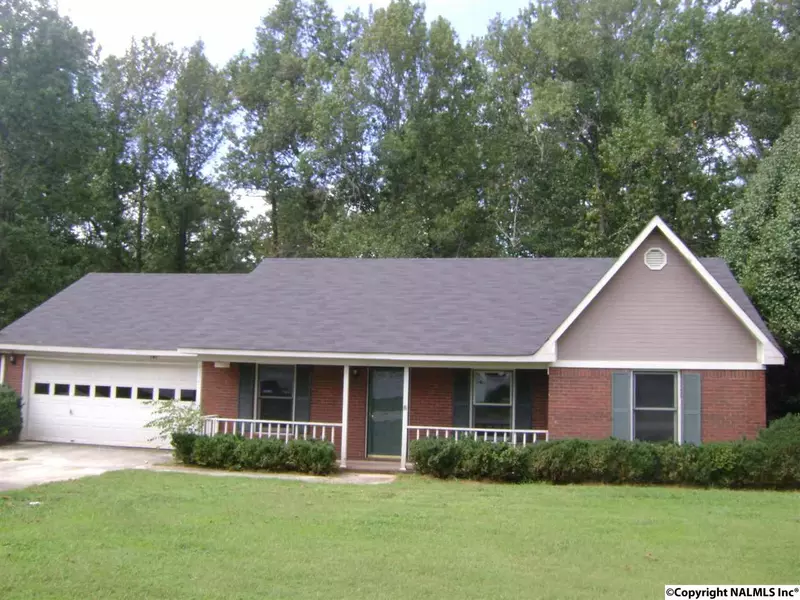 141 Katina Road, Hazel Green, AL 35750