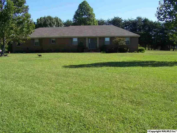 164 County Road 362, Trinity, AL 35673