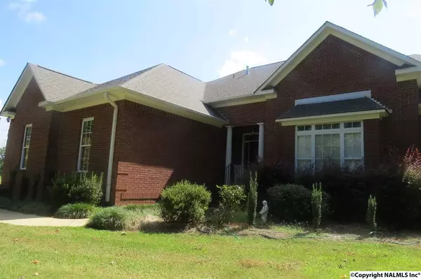 40 Whipporwill Lane, Gadsden, AL 35901