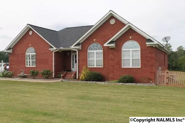 2520 Parker Avenue, Rainsville, AL 35986