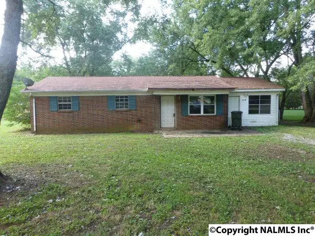 148 Dixon Road, Hazel Green, AL 35750