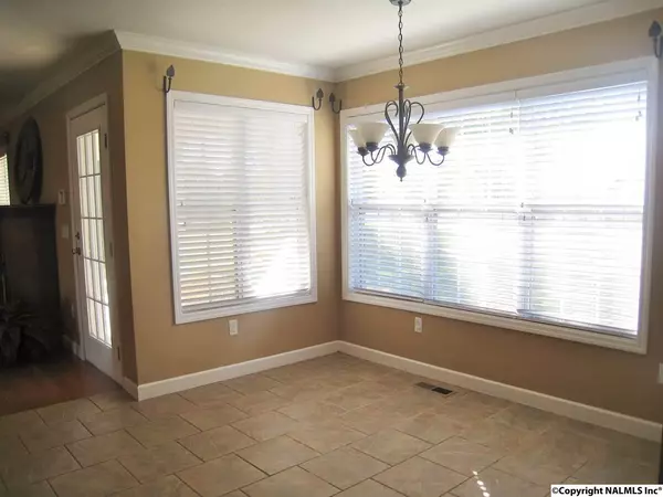 Rainsville, AL 35986,98 Meadow Lane