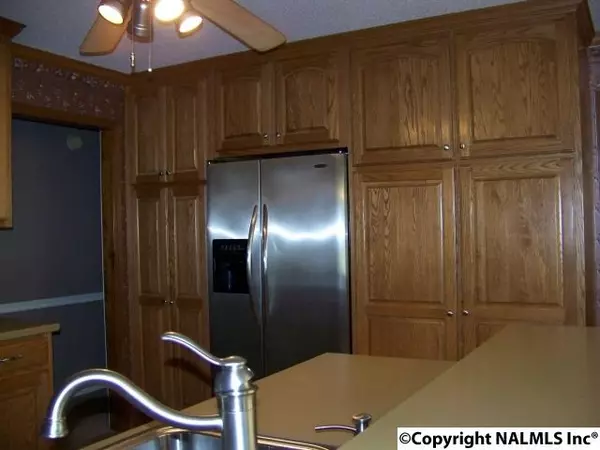 Rainsville, AL 35986,89 Cedar Street