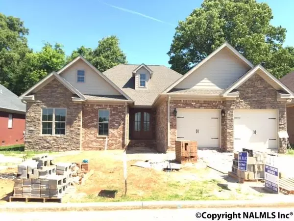 184 Rolling Brook Drive, Rogersville, AL 35652