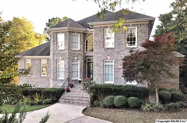 2106 Honey Locust Lane, Huntsville, AL 35803