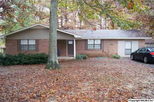 35 Fourth Ave, Rainsville, AL 35986