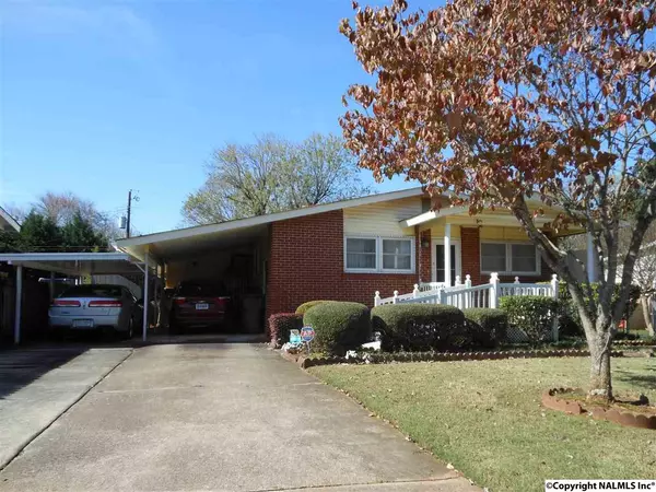 3216 SW Fairacres Road, Huntsville, AL 35805