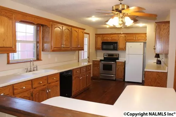 Rainsville, AL 35986,521 Chavies Road