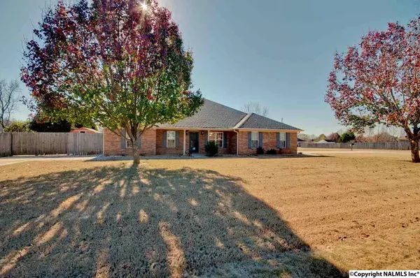 101 Meadow Lake Circle, Ardmore, AL 35739