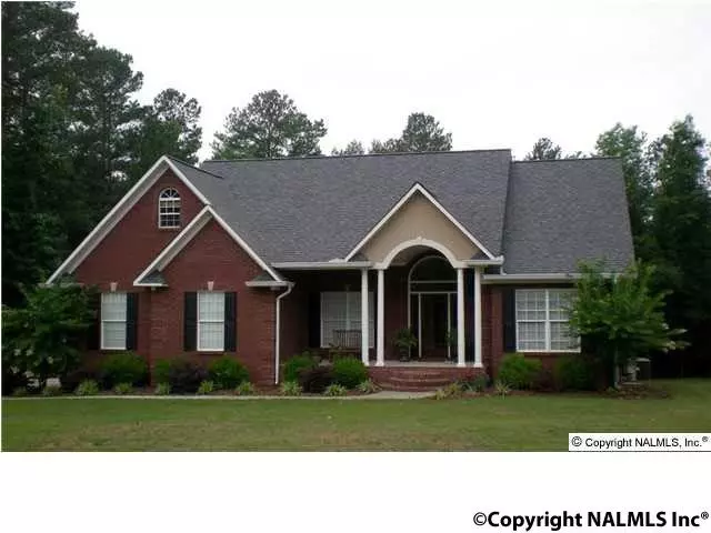 Arab, AL 35016,590 Smalley Drive