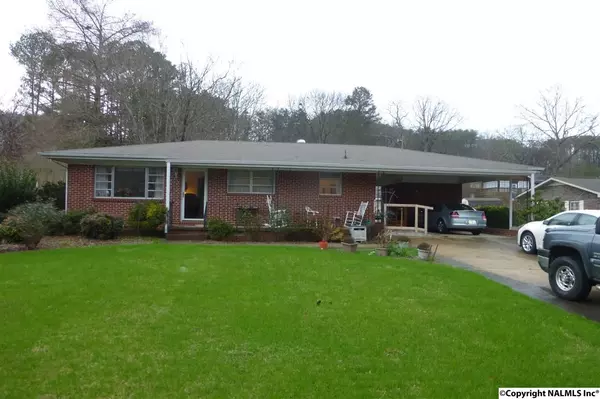 2102 NW Alabama Avenue, Fort Payne, AL 35967