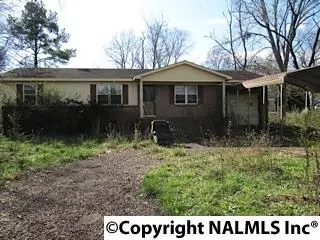 902 Dooley Avenue, Albertville, AL 35951