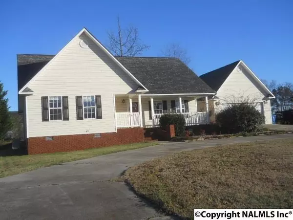 1805 Navajo Drive, Albertville, AL 35950