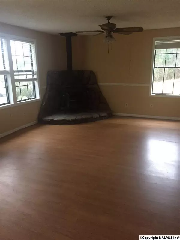 Attalla, AL 35954,1618 Valley Drive