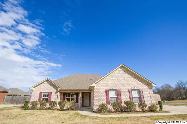 109 Khaki Ridge Drive, Hazel Green, AL 35750