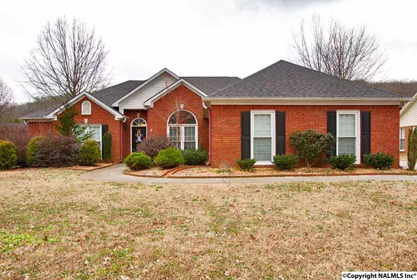 2817 Willowick Trail, Owens Cross Roads, AL 35763