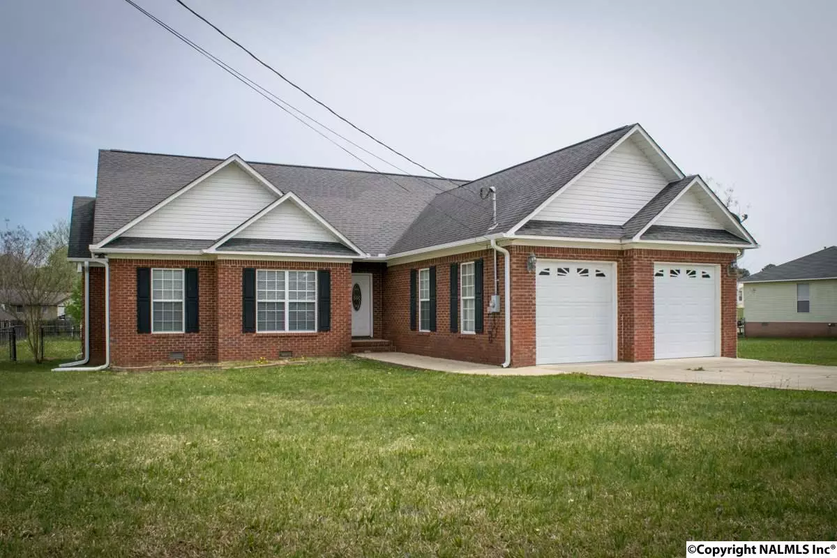 Attalla, AL 35954,208 John Avenue