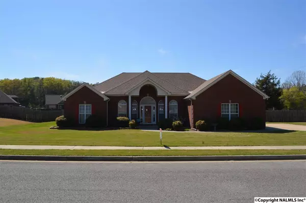 11 Hidden Creek Drive, Trinity, AL 35673