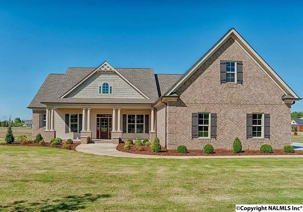 Athens, AL 35613,16147 Tulip Lane