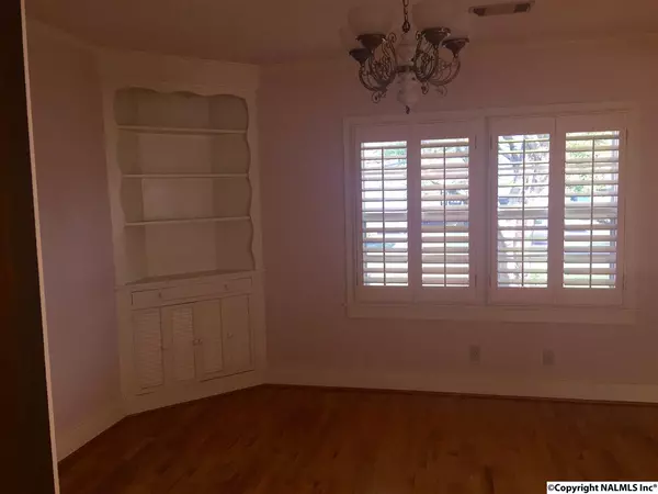 Athens, AL 35611,1202 SW Jefferson Street