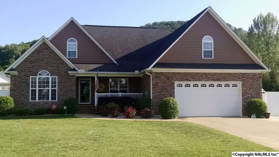 164 Lilac Circle, Guntersville, AL 35976