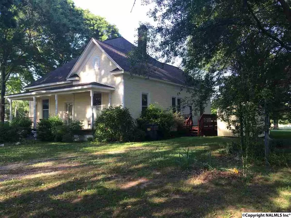 Falkville, AL 35622,30 Railroad Circle