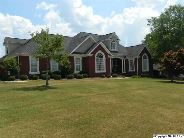 1293 Sunmeadow Place, Southside, AL 35907