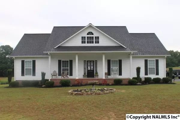 2170 Tony Creek Drive, Fort Payne, AL 35967