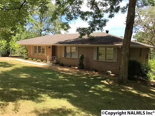 2921 Scenic Highway, Gadsden, AL 35904