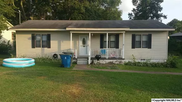 207 Richmond Avenue, Albertville, AL 35950