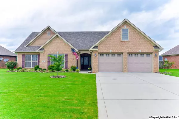 54 Mountain Cove Drive, Trinity, AL 35673