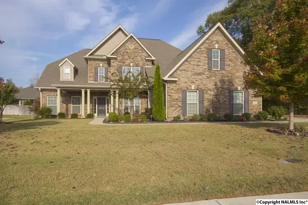 4719 Autumn Dusk Drive, Owens Cross Roads, AL 35763