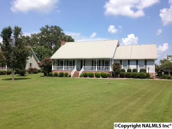 428 Summerford Orr Road, Falkville, AL 35622