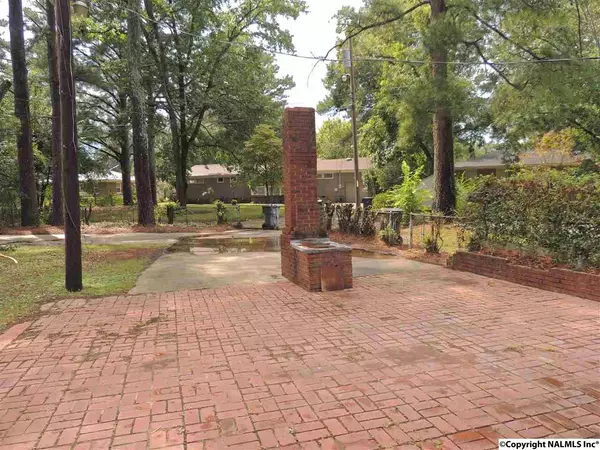 Decatur, AL 35601,1703 SW Colfax Street