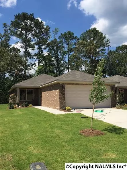 226 Sedgewick Drive, Owens Cross Roads, AL 35763