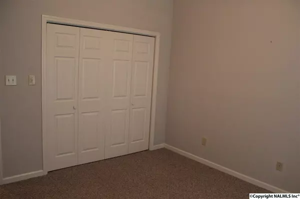 Decatur, AL 35601,2127 Eastbrook Se