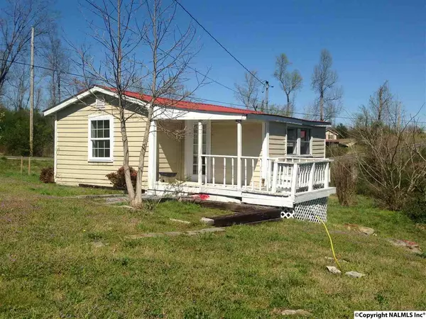 Rainsville, AL 35986,1422 Garrett Street #-