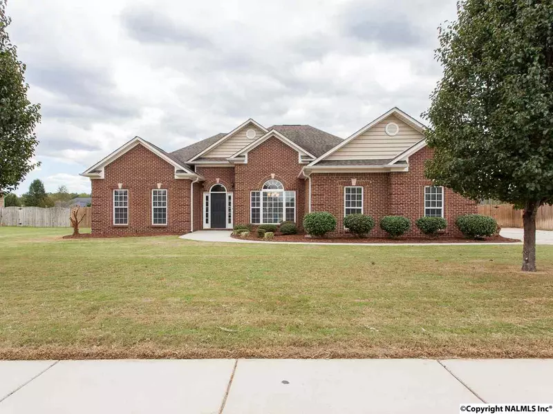 128 Laurel Bend Drive, Meridianville, AL 35759