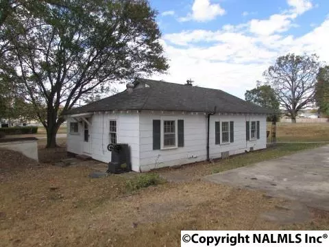 Hartselle, AL 35640,2060 Iron Man Road