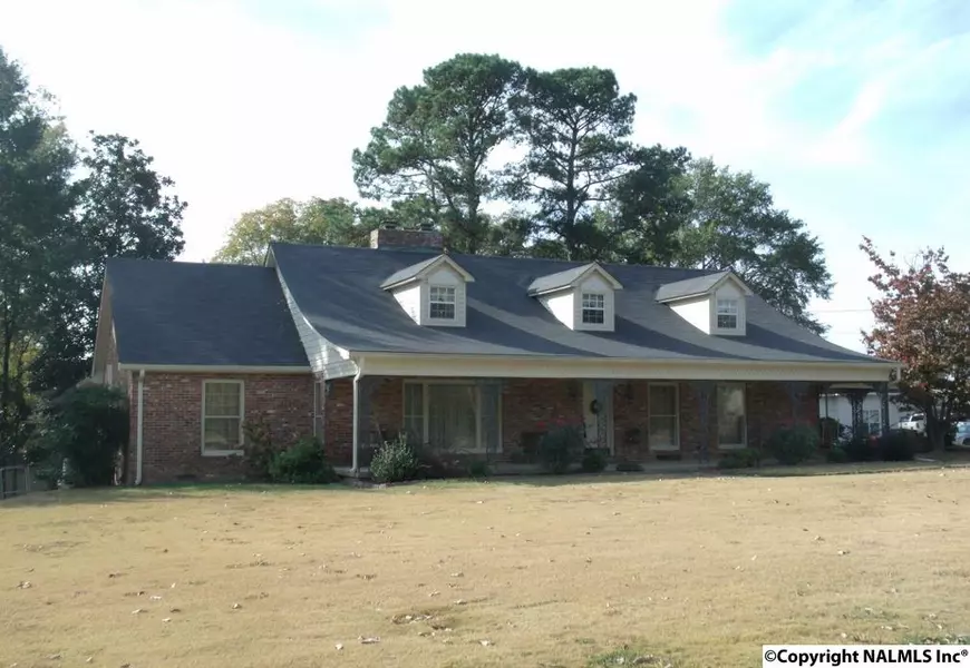 100 Shoal Creek Trail, Arab, AL 35016