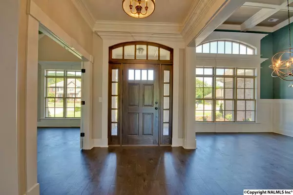 Gurley, AL 35748,8 Sotheby Place