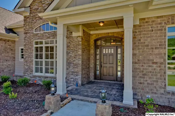 Gurley, AL 35748,8 Sotheby Place