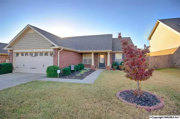 309 Saddlegate Drive, Huntsville, AL 35806