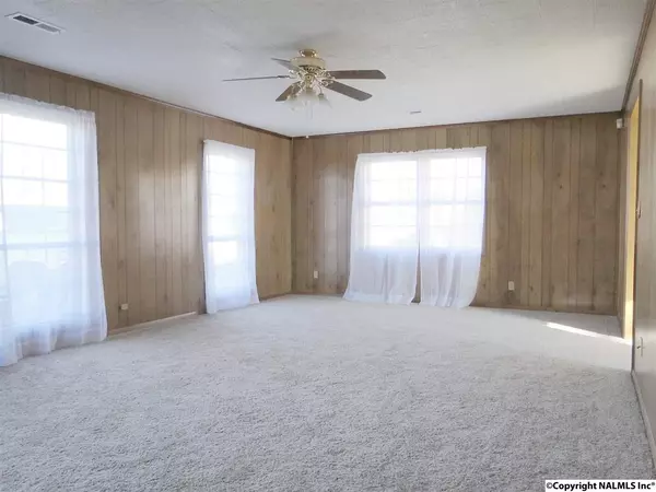 Decatur, AL 35603,2928 Lynnwood Circle SW