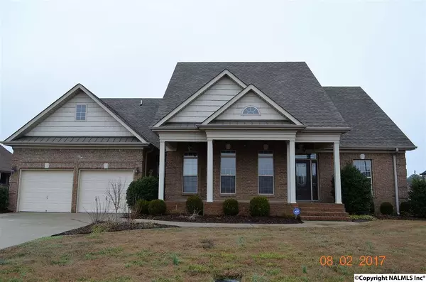 17121 Obsidian Circle, Athens, AL 35613