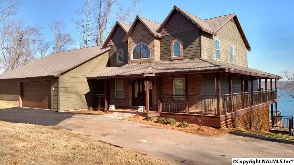 3860 Buck Island Drive, Guntersville, AL 35976