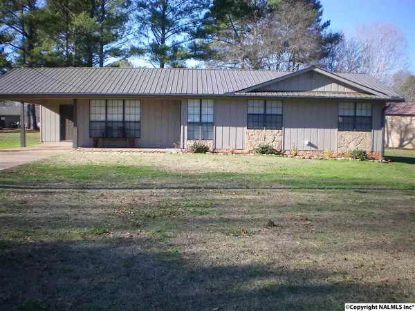 151 Bobby Rodgers Road, Scottsboro, AL 35769