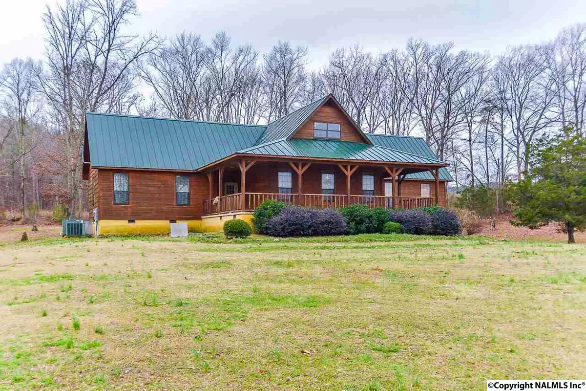 Mount Hope, AL 35651,721 County Road 22