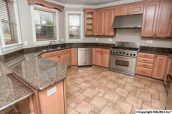 Decatur, AL 35603,2016 Englewood Place